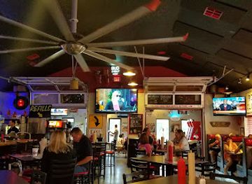 oklahoma/edmond/bar/the-garage-burgers-beer