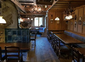 liechtenstein/furstin-gina-weg/bar/sareis