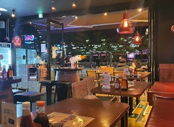 south-korea/busan/gwangalli-beach/bar/tap-security-place