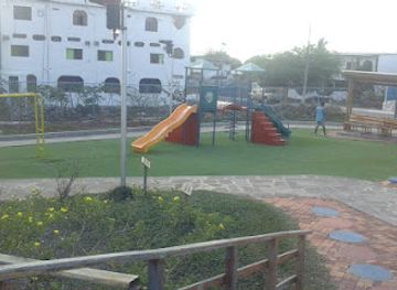 ecuador/puerto-baquerizo-moreno/bar/heladeria-saul