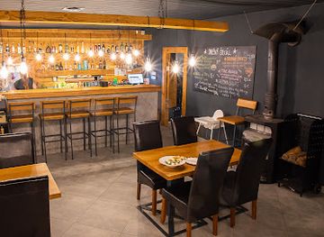 slovakia/martin/bar/stranske-medvede-grill-pub