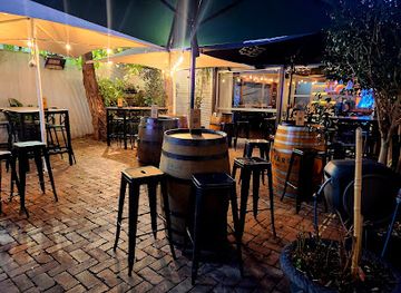 australia/northern-western-australia/bar/the-kentish-hotel