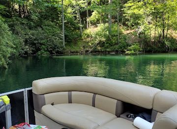 south-carolina/lake-jocassee/bar/eclectic-sun-paddlesports