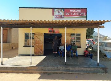 zimbabwe/chimanimani-national-park/bar/musoni-bottle-store