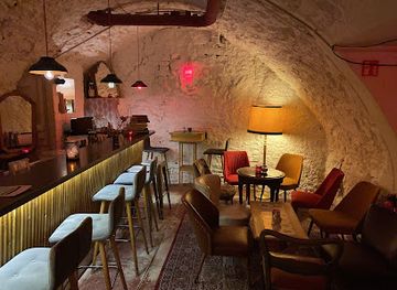 luxembourg/minette/bar/konrad-cafe-bar