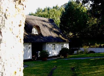 denmark/mols-bjerge/bar/bundgaards-vinimport-molshonning-v-ole-bundgaard