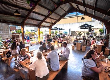 australia/western-district/bar/frolic-lane