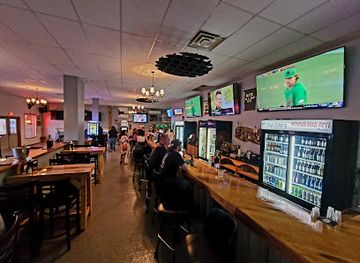 michigan/porcupine-mountains-wilderness-state-park/bar/pit-stop-bar-grill