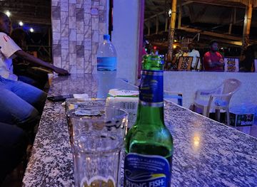 tanzania/kilimanjaro-region/bar/dubai-village