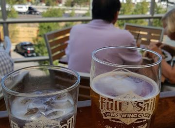 oregon/columbia-river-gorge/bar/full-sail-brewing-company