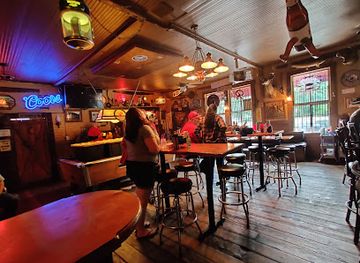 washington/mount-rainier-national-park/bar/carbonado-saloon