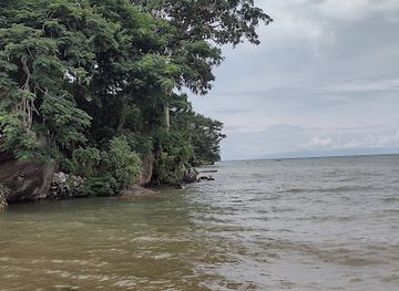 malawi/kande-beach/bar/chifundo-s-bar