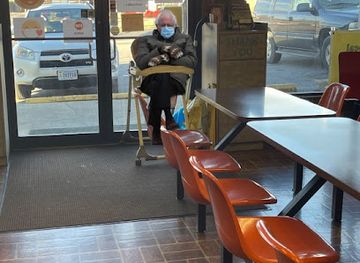 virginia/luray-caverns/bar/mrs-b-s-pizza