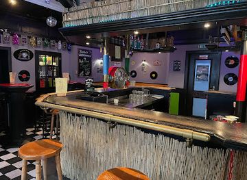 germany/lower-rhine/bar/high-five