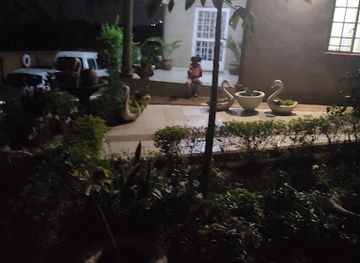 malawi/blantyre/bar/monty-s-sports-bar