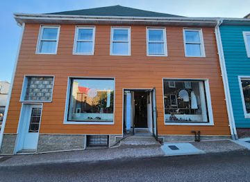 saint-pierre-and-miquelon/langlade/bar/l-essentiel