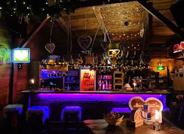 germany/alps/bar/peaches-cocktailbar