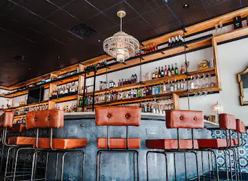Hotel Bar