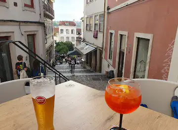 Quebra Bar