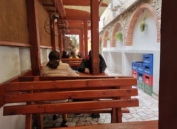 romania/targu-jiu/bar/forum-pub