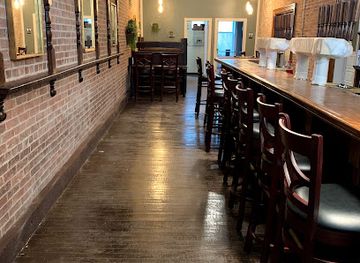 new-york/north-country/bar/the-bateman-draft-house