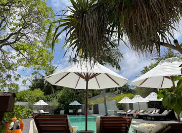 Pool Bar