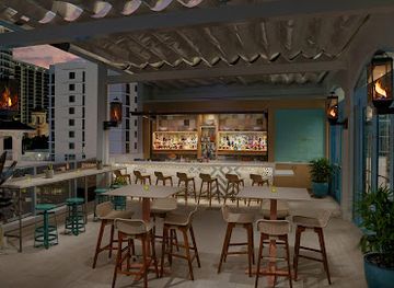 florida/st-petersburg/bar/cane-and-barrel-rooftop-bar