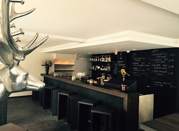 switzerland/zug/bar/platzhirsch