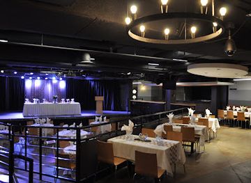 canada/edmonton-capital-region/bar/louis