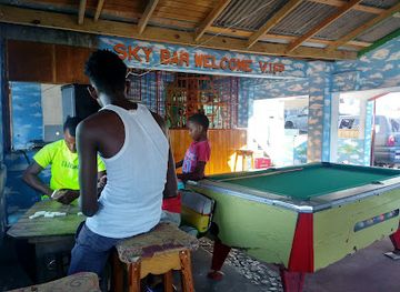 saint-vincent-and-the-grenadines/la-soufriere/bar/sky-lounge-bar