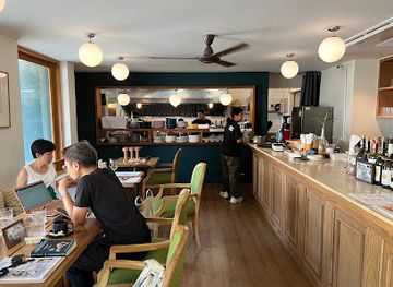 thailand/samui-archipelago/bar/lighthouse-cafe-wine-bar