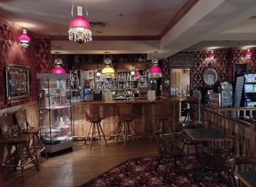 south-dakota/custer-state-park/bar/red-garter-saloon