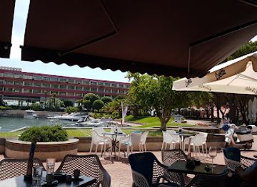 slovenia/portoroz/bar/mandrac-bernardin