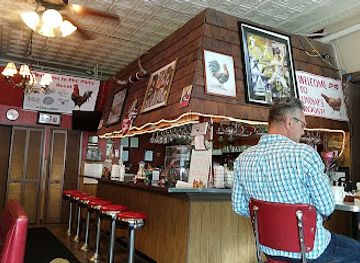 virginia/southern-virginia/bar/lindsay-s-roost-bar-grill