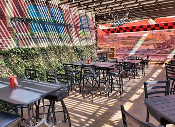 nevada/hoover-dam/bar/fox-smokehouse-bbq