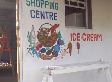 dominica/saint-andrew/bar/the-hot-spot