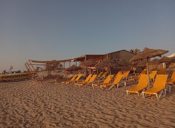 tunisia/the-nefzaoua/bar/peach-bar