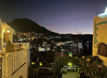 bolivia/copacabana/bar/restaurante-la-cupula