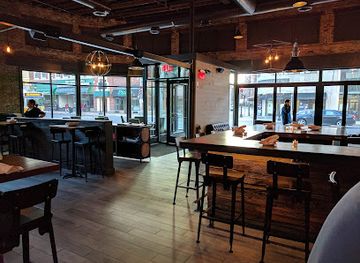 massachusetts/waltham/bar/brewer-s-tap-table