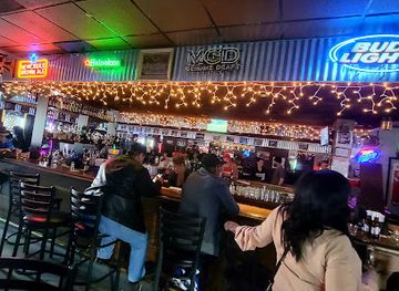 california/fresno/bar/the-bar