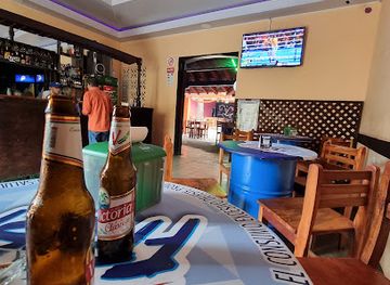 nicaragua/rivas-isthmus/bar/la-plaza-sport-bar