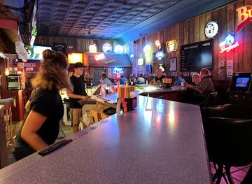 iowa/backbone-state-park/bar/dt-s-pub-primetime