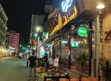vietnam/hue/bar/khia