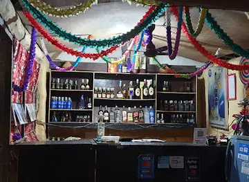बटृाई कटेज एड चौधरी खाजा घर