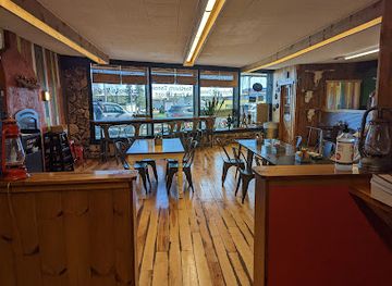 minnesota/gunflint-trail/bar/hungry-hippie-tacos