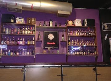 spain/oviedo/bar/fenix-rock-pub