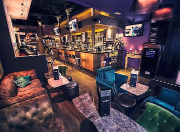 spain/barcelona/eixample/bar/bonavida-cocktail-bar