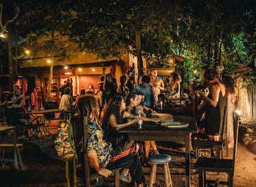 brazil/chapada-dos-veadeiros/bar/casa-aamrela-espaco-cultural