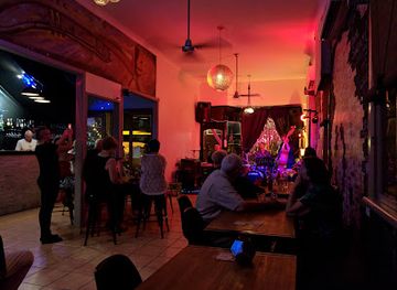 australia/far-north-queensland/bar/elixir-music-house