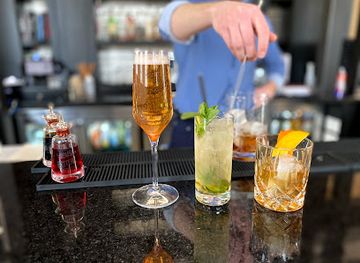 canada/kingston-and-the-islands/bar/the-bank-gastrobar